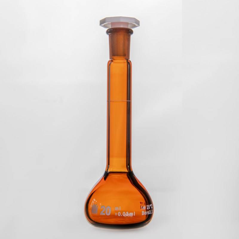10/19口 20ml棕色玻璃容量瓶,标配塑料塞,不带个体检测证书,2支/盒 F810020SZ